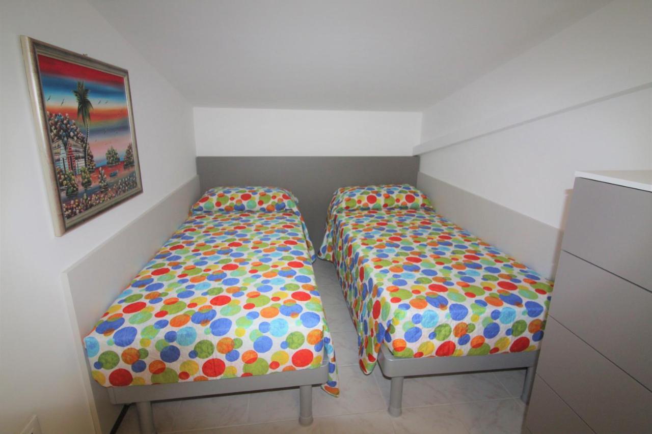 Residence Isvico Lignano Sabbiadoro Esterno foto